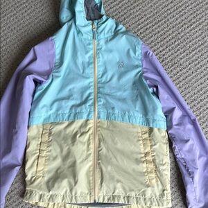Blue and Purple Raincoat with High Collar and Lightweight Design